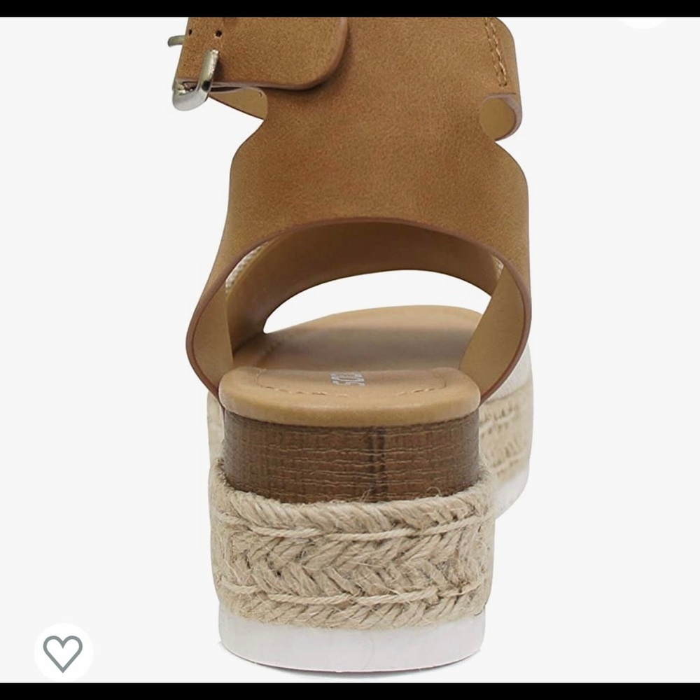 Espadrilles - Picture 3 of 3